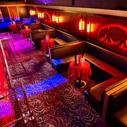 Peppermint Hippo seating area